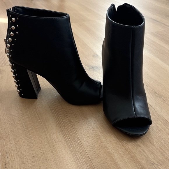Madden Girl Shoes - Madden girl peep toe booties